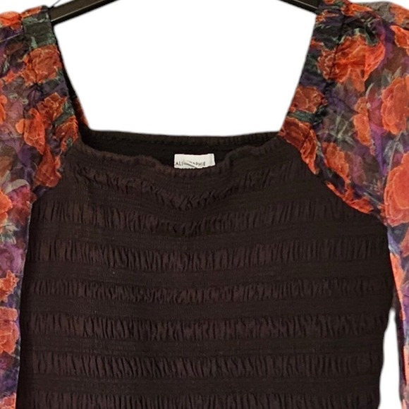 Calligraphie Rosette Floral‎ Puff Sleeve Tube Smocked Blouse Shirt Size Medium - Picture 3 of 6